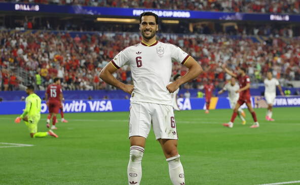 L'Espagne s'impose sur le fil et prend le quart