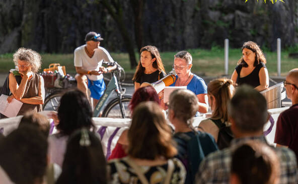 Rassemblement à Bellinzone après le 3e féminicide au Tessin en 2026