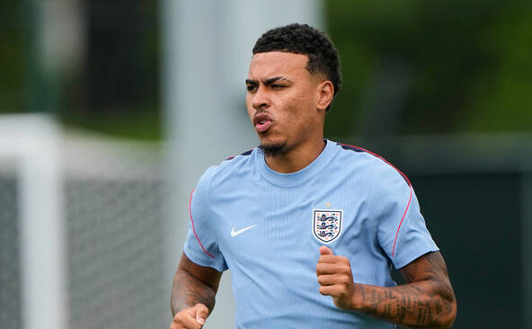 Morgan Rogers signe à Chelsea pour 137M d'euros