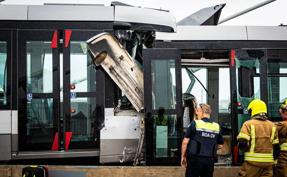 Deux trams en collision sur le pont Erasme à Rotterdam: 15 blessés