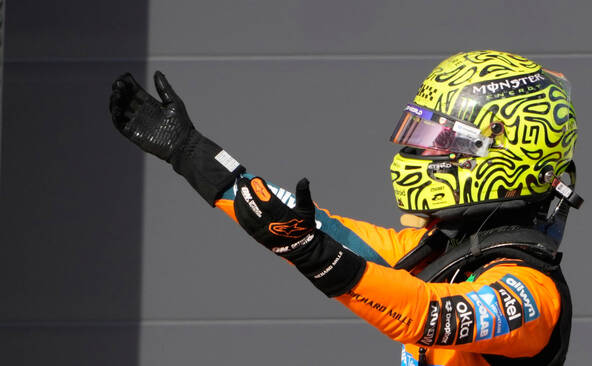 Norris remporte le GP de Hongrie, devant Verstappen