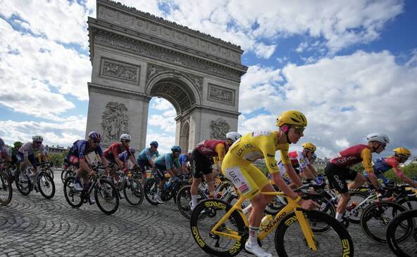 TdF: Mathieu van der Poel s'adjuge la dernière étape