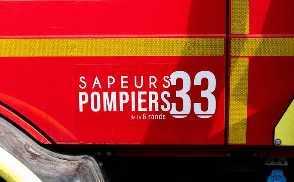 Mégafeu en Gironde: première journée « un peu optimiste »