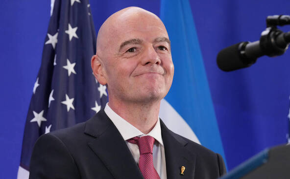 La Fifa retire son projet de société privée