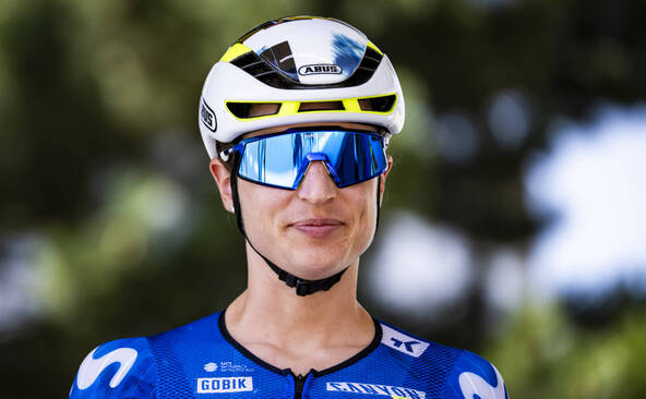 Les tenues des coureuses contrôlées avant le chrono