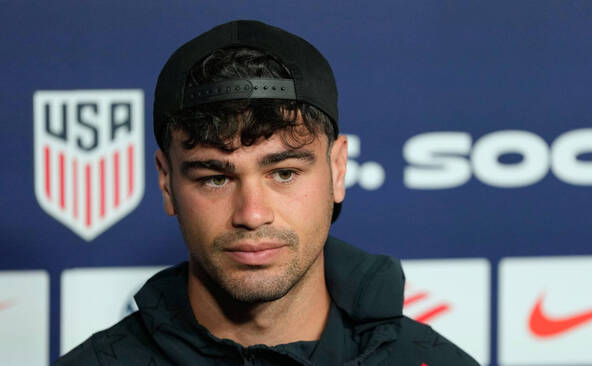 Giovanni Reyna signe à Strasbourg