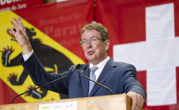 Albert Rösti défend la révision de l'ordonnance sur l'élevage