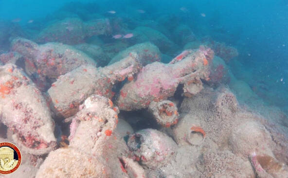 Sicile: Découverte d'une épave romaine chargée d'amphores