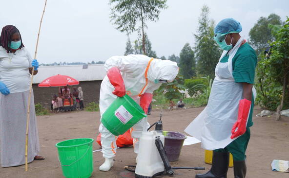 L'épidémie d'Ebola franchit le cap des 2000 morts en RDC