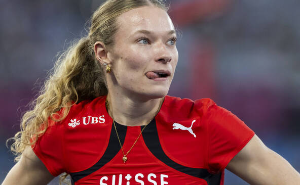 Fabienne Hoenke au pied du podium sur 200 m