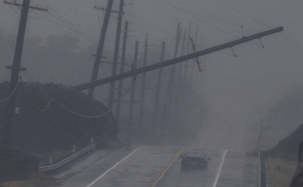 L'ouragan Lala frôle la Grande Île de Hawaï, fortes pluies