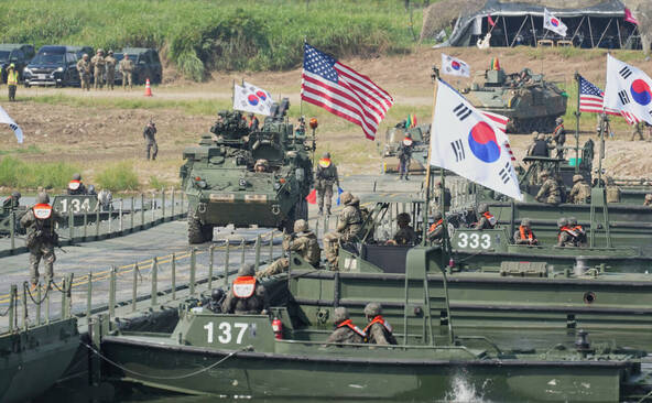 Trump réduit « considérablement » les exercices militaires avec Séoul