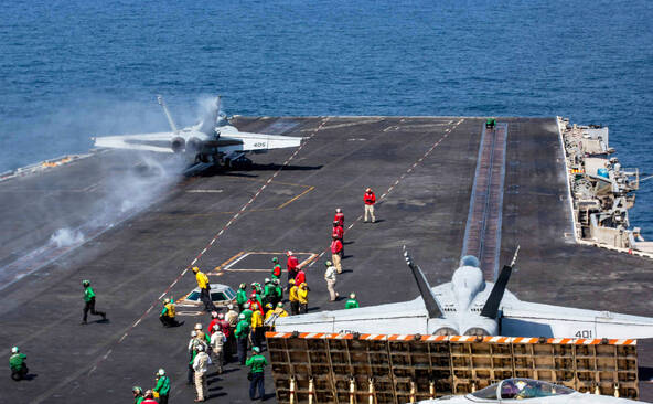 Un nouveau porte-avions américain est arrivé au Moyen-Orient