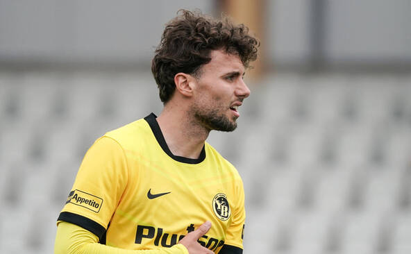Males quitte YB pour le Widzew Lodz