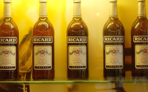 Pernod Ricard: bénéfice annuel plombé par l'Amérique et la Chine