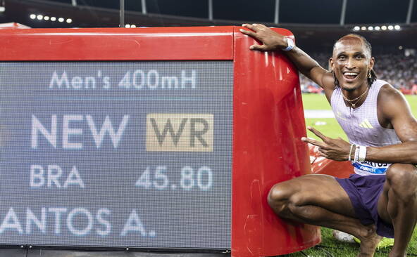 Alison dos Santos bat le record du monde du 400 m haies à Zurich