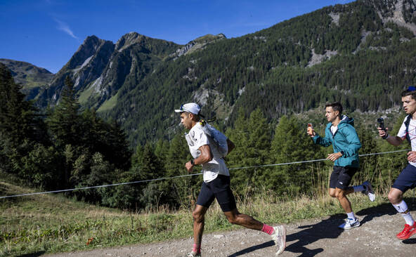 Ben Dhiman remporte l'UTMB en moins de 19 heures