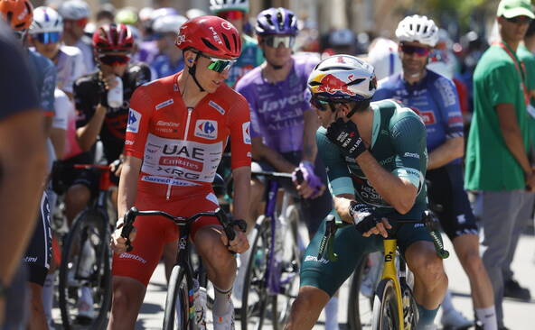 Pogacar « reste vivant » après sa chute sur la Vuelta
