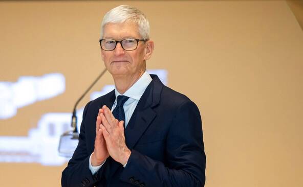 Apple: Tim Cook convoque Steve Jobs dans ses adieux aux salariés