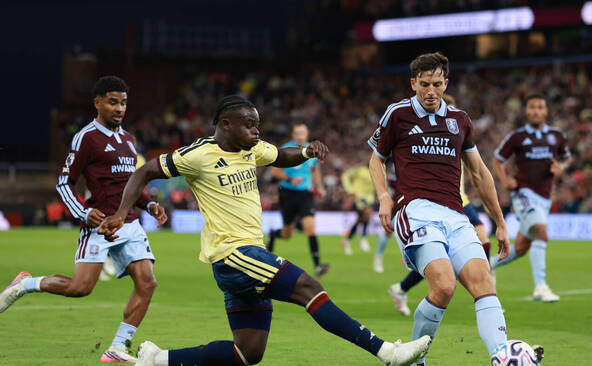 Arsenal s'impose 1-0 à Aston Villa, toujours privé de Manzambi