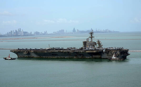Après neuf mois en mer, l'USS Lincoln arrive en Thaïlande