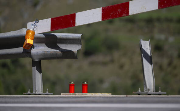 Accident de car en Engadine: le chauffeur visé par une enquête