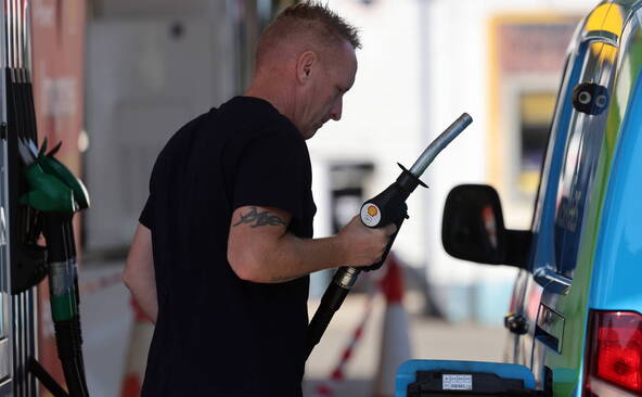 Royaume-Uni: l'inflation à 3,1% en août, flambée du carburant