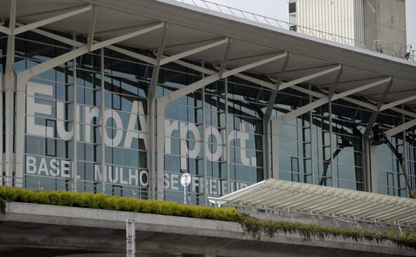 Pas de taxe sur les vols court-courriers