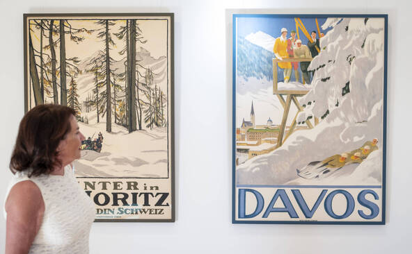 Une exposition retrace 120 ans d’affiches suisses