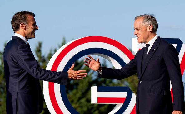Macron et Carney font passer un « message fort » à Trump