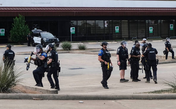 Un homme grièvement blessé par balle par l'ICE au Texas