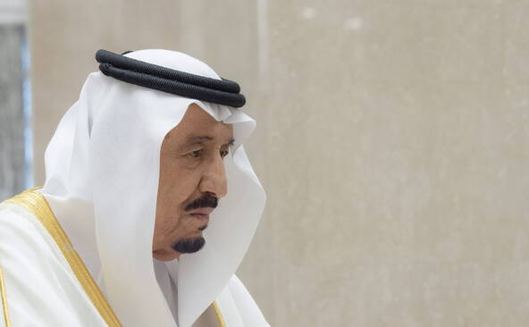 Le roi d'Arabie saoudite qualifie les Houthis de milice terroriste
