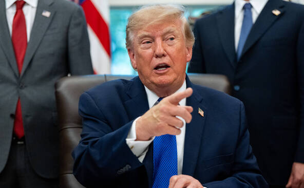 Trump dit n'avoir pas proposé de levée de sanctions à l'Iran