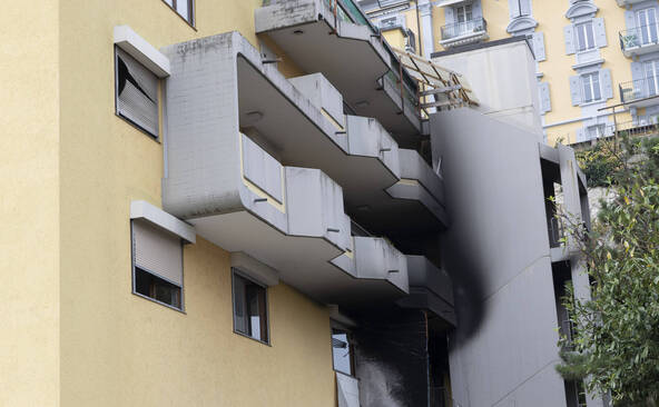 Intervention policière en cours à Neuchâtel après une explosion