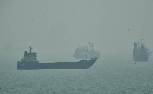 Un bateau-citerne attaqué dans le détroit d'Ormuz (agence maritime)