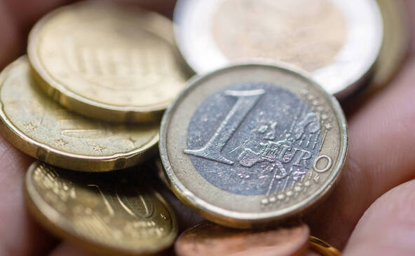 Zone euro: l'inflation grimpe à 3,8%, nouveau sommet depuis 3 ans