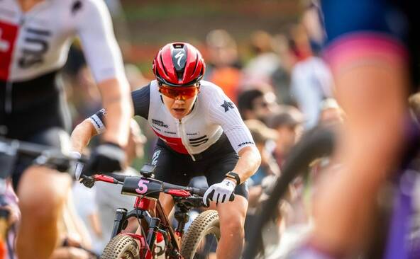 Sina Frei remporte le général en short-track, Rissveds titrée