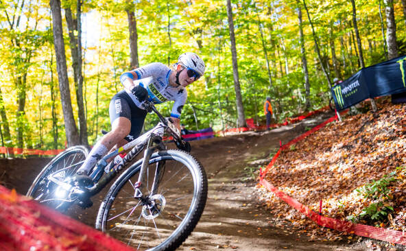 Frei s'impose en cross-country, Rissveds titrée