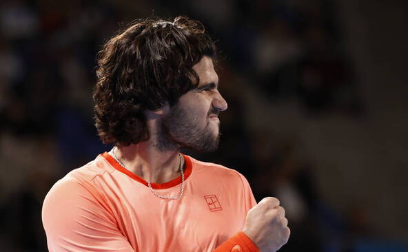 Alcaraz qualifié pour la finale à Tokyo malgré un énorme trou d'air