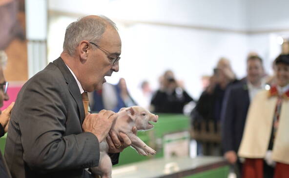 Guy Parmelin a ouvert la 83e foire agricole Olma à St-Gall