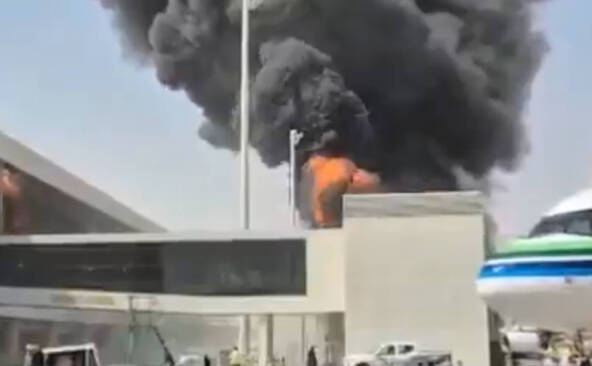 Douze morts dans une attaque contre l'aéroport de Ryad