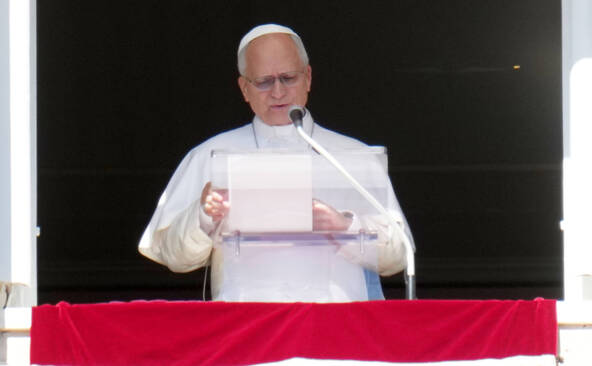 Le pape va être hospitalisé mardi pour son opération