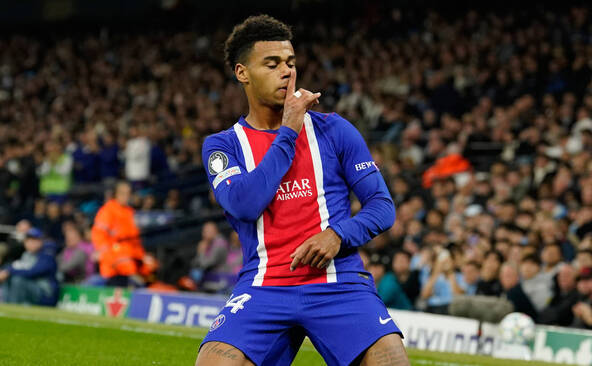 Le PSG gagne un match de folie à Manchester