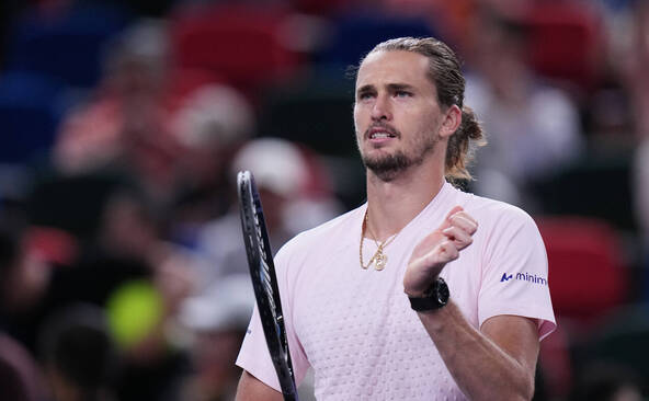 Zverev retrouve le dernier carré au Masters 1000 de Shanghai