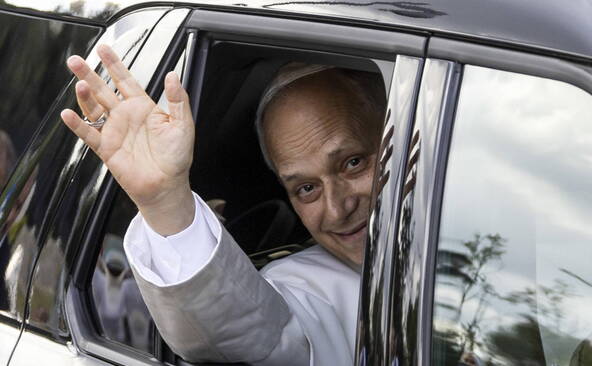Le pape Léon XIV « jugé apte à sortir » de l'hôpital