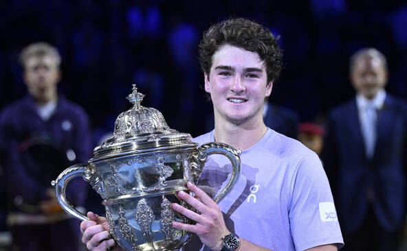 Les Swiss Indoors sans le tenant du titre Joao Fonseca