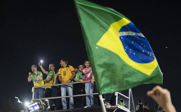 Bolsonaro veut annuler la candidature de Lula pour propagande