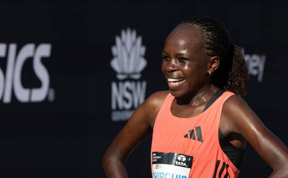 La championne du monde du marathon suspendue provisoirement