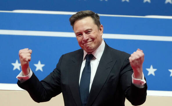 Musk accuse l'Ukraine de violer les conditions de Starlink