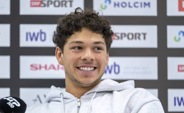 Shelton voit en lui « une grande marge de progression »